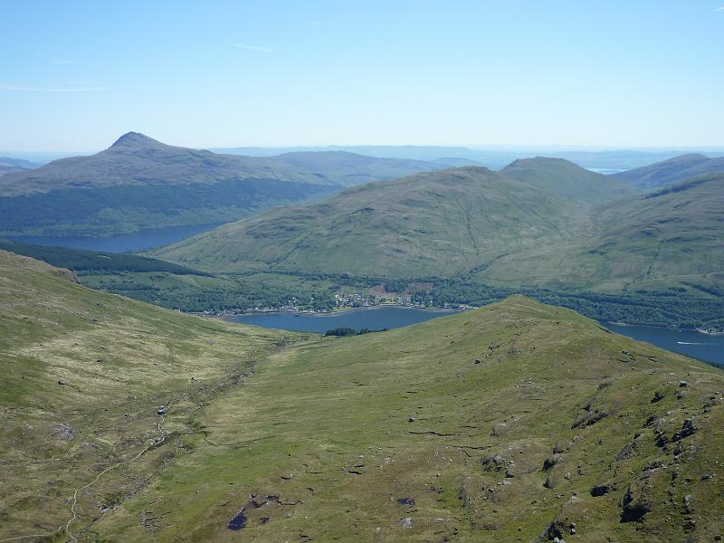 20090530_cobbler_michi 024.jpg - Blick Richtung Loch Lomond mit Ben Lomond